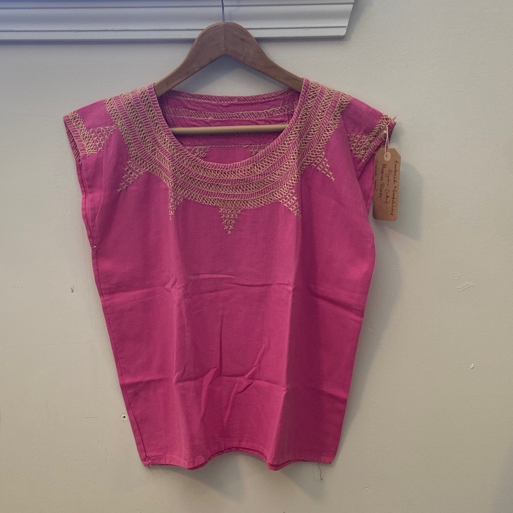 Traditional Mexican blusa-all handwork work. 100% cotton